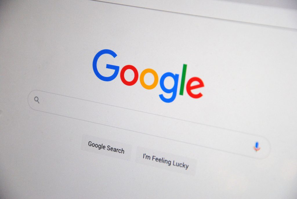 What are the responsibilities of a content strategist?